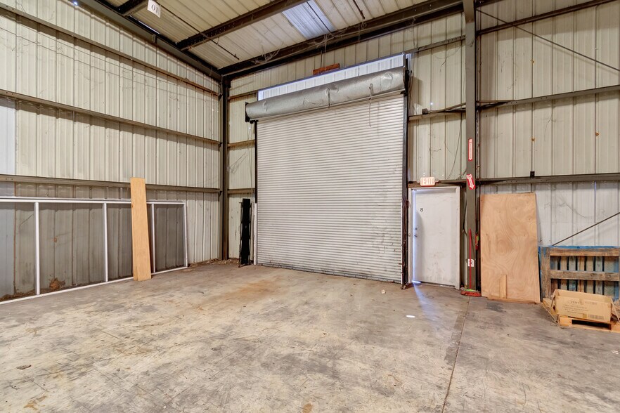 More Photos Of 198 Lock Rd, Deerfield Beach Warehouse For Lease