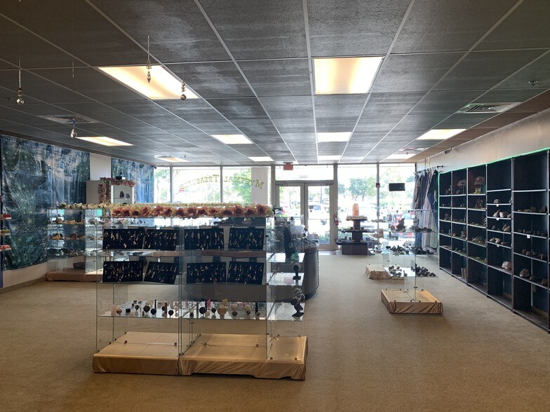 More Photos Of 10921-10941 S US 1 Hwy, Port Saint Lucie Storefront For Lease