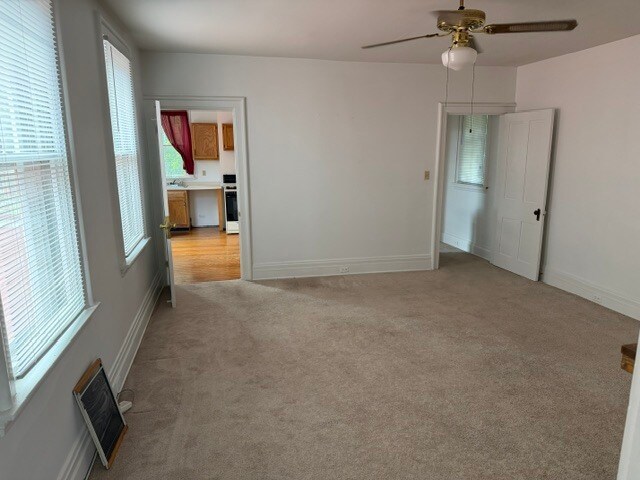 More Photos Of 352 Berry Ave, Bellevue Multifamily For Sale