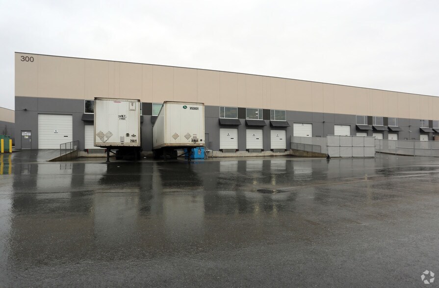 More Photos Of 19100 Airport Way, Pitt Meadows Warehouse For Lease