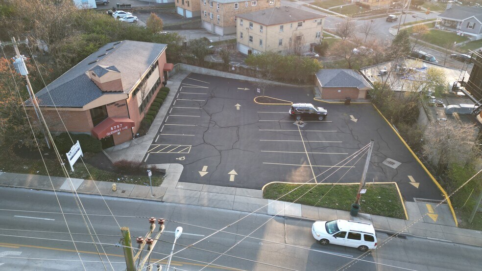 More Photos Of 5757 Glenway Ave, Cincinnati Medical For Sale