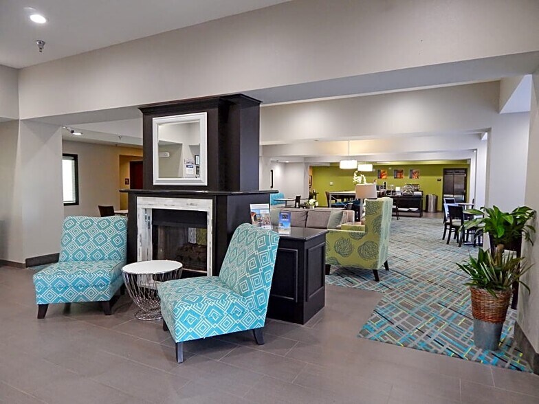 More Photos Of 1008 Sheppard Rd, Burkburnett Hotel For Sale