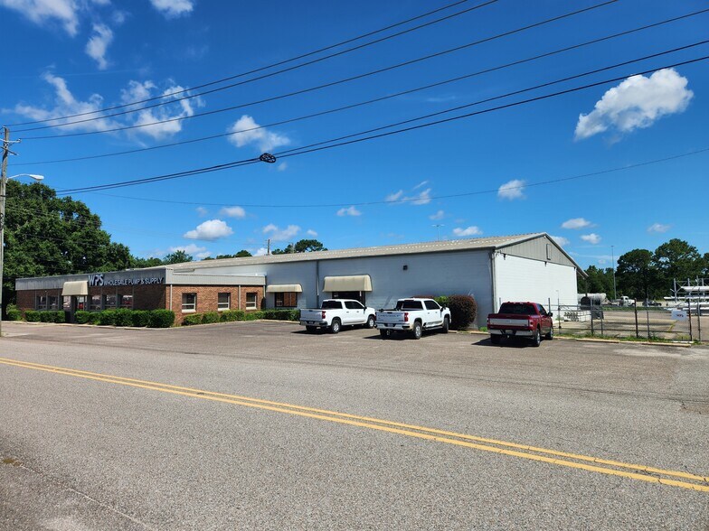 More Photos Of 5365 Willis Rd, Theodore Service For Sale