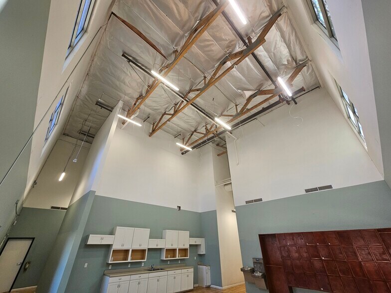 More Photos Of 1111 Tinker Rd, Rocklin Warehouse For Sale