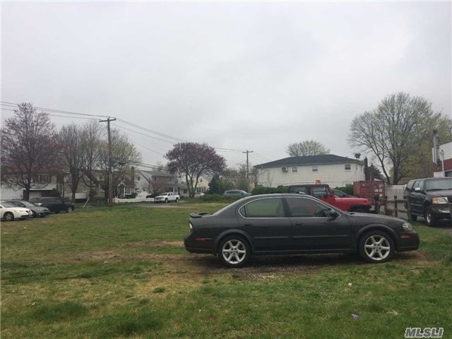 More Photos Of 575 Montauk Hwy, Copiague Land For Lease
