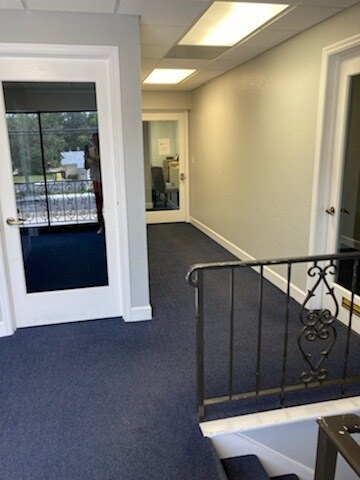 More Photos Of 3885 20th St, Vero Beach Office For Lease