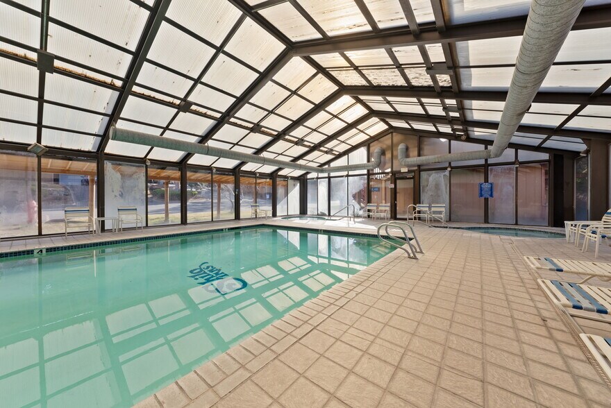 More Photos Of 3105 NW O. B. Riley Rd, Bend Hotel For Sale