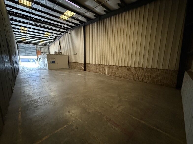 Primary Photo Of 91-291 Kalaeloa Blvd, Kapolei Warehouse For Lease