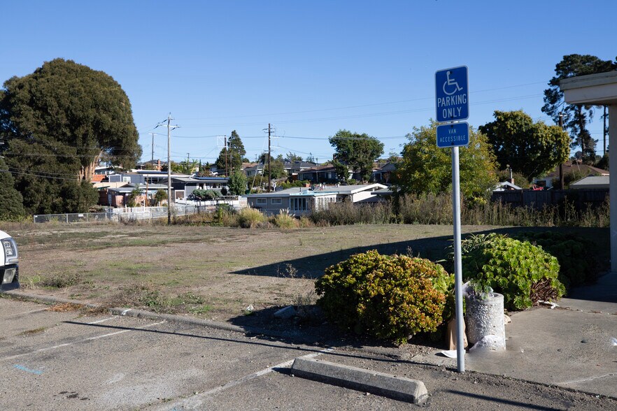 More Photos Of San Pablo Ave @ Tara Hills Dr, Pinole Land For Sale