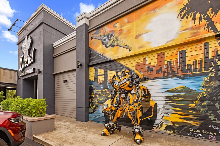 More Photos Of 34200-34340 US Highway 19, Palm Harbor Unknown For Lease