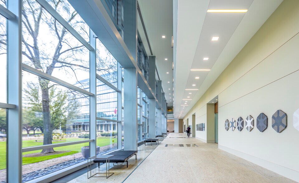 More Photos Of 1345 Enclave Pky, Houston Office For Lease