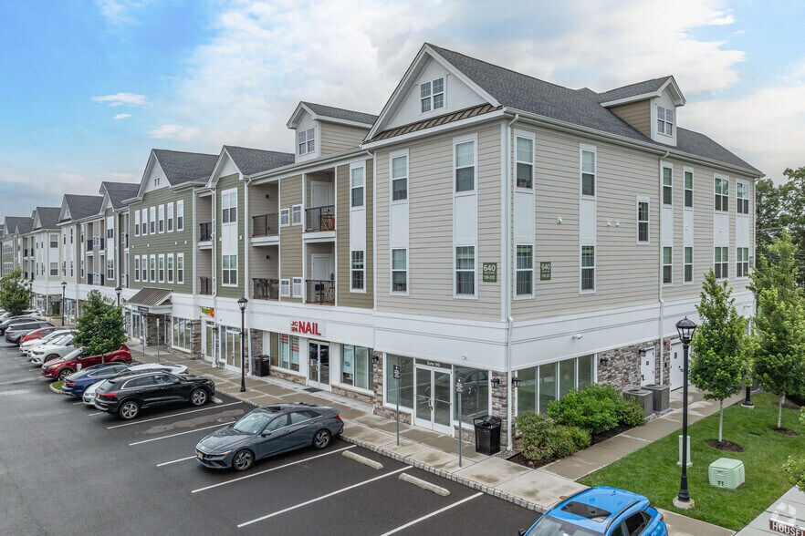 More Photos Of 1 Housel Cir, Hillsborough Apartments For Lease