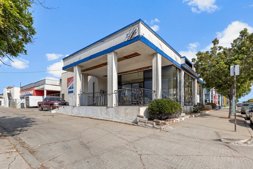More Photos Of 3340 El Cajon Blvd, San Diego Auto Dealership For Sale