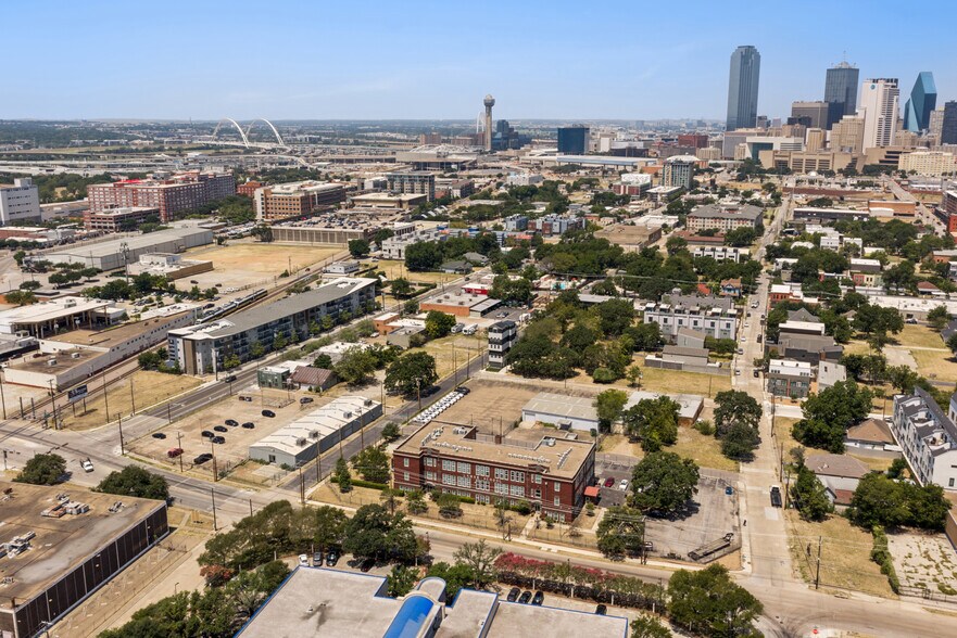 More Photos Of 1403 Corinth Rd, Dallas Apartments For Sale