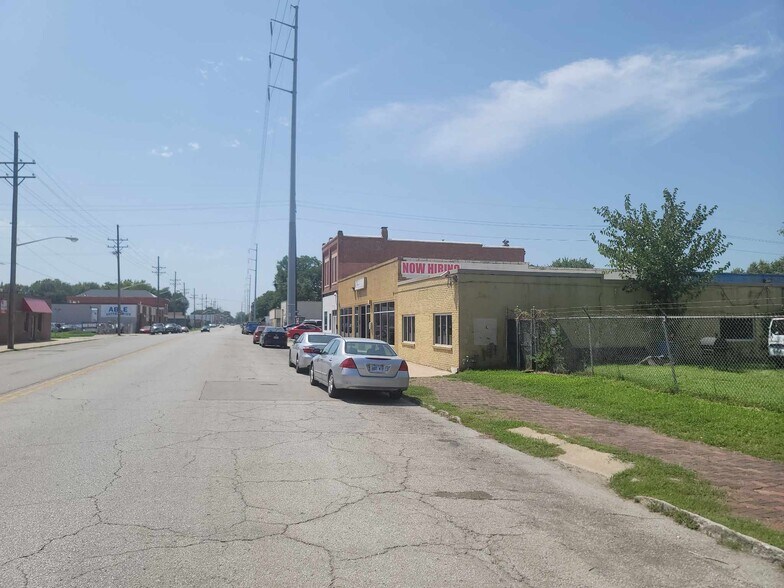 More Photos Of 812 Osage Ave, Kansas City Storefront For Lease