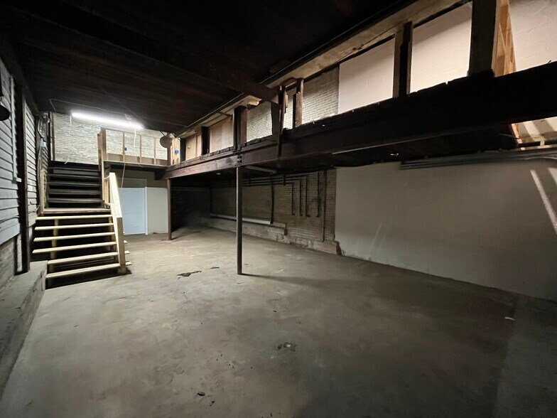 More Photos Of 189 Exchange St, Pawtucket General Retail For Lease