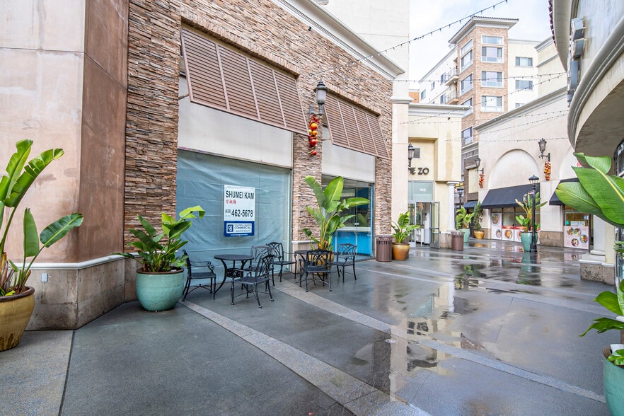 More Photos Of 580 N Atlantic Blvd, Monterey Park Apartments For Lease