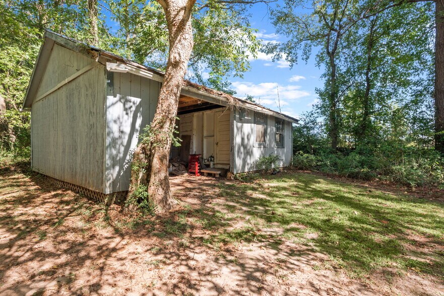 More Photos Of 1556 Highway 29 N, Newnan Office Residential For Sale