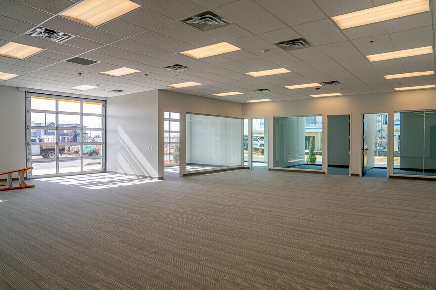 More Photos Of 45th Ave & Telluride, Denver Unknown For Lease