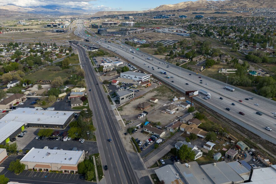 More Photos Of 830-850 W State St, Lehi Land For Lease