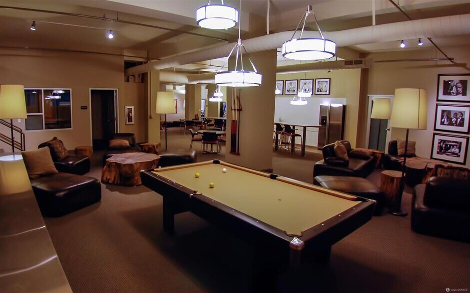 More Photos Of 127 W 10th St, Kansas City Loft Creative Space For Lease