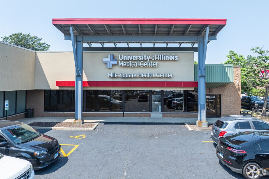 More Photos Of , Chicago General Retail For Sale