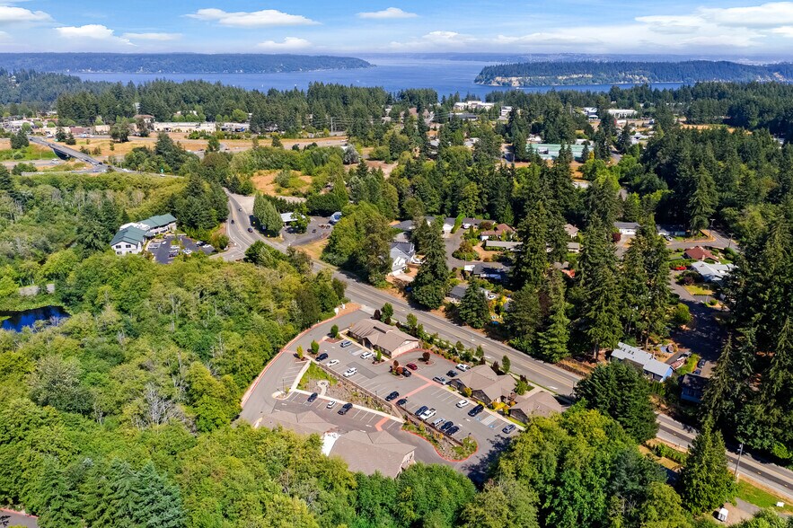 More Photos Of 6514 Wollochet Dr NW, Gig Harbor Freestanding For Lease