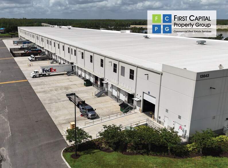 More Photos Of 13643 S Orange Ave, Orlando Distribution For Lease