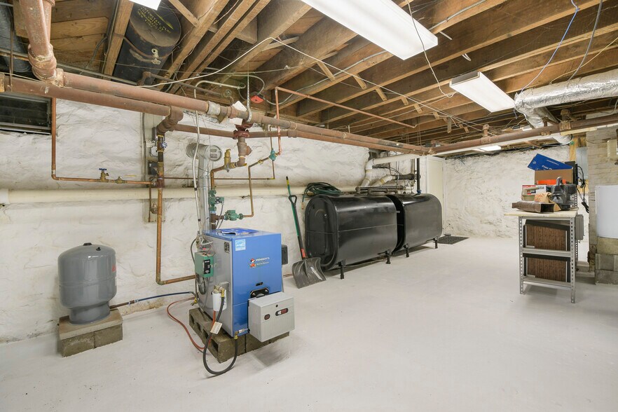 More Photos Of 105 Gleneida Ave, Carmel Office For Sale