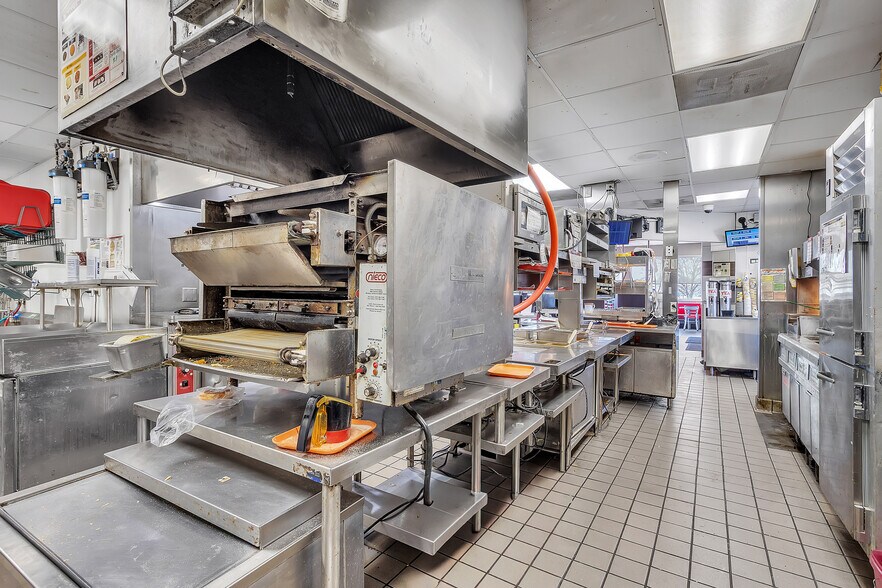 More Photos Of 3696 Windsor Spring Rd, Hephzibah Fast Food For Lease