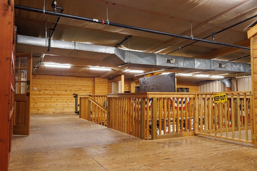 More Photos Of 63 Talona Spur Rd, Ellijay Freestanding For Sale