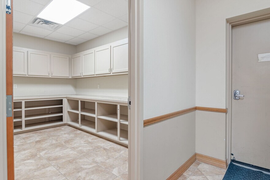 More Photos Of 2753 SH 322 Hwy, Longview Office Residential For Lease