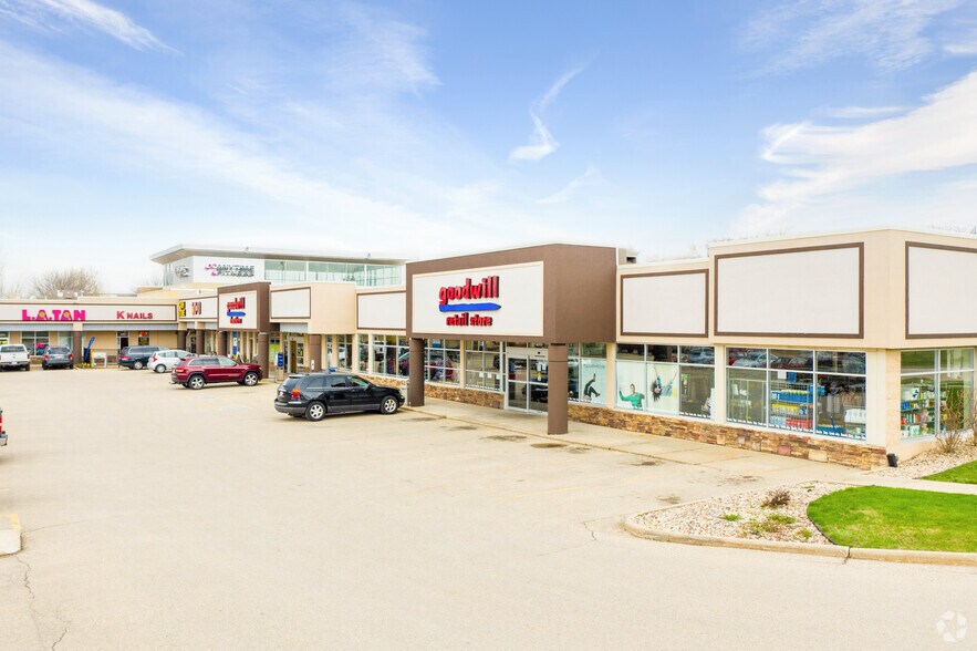 More Photos Of 2015-2111 Mccoy Rd, Sun Prairie Unknown For Lease