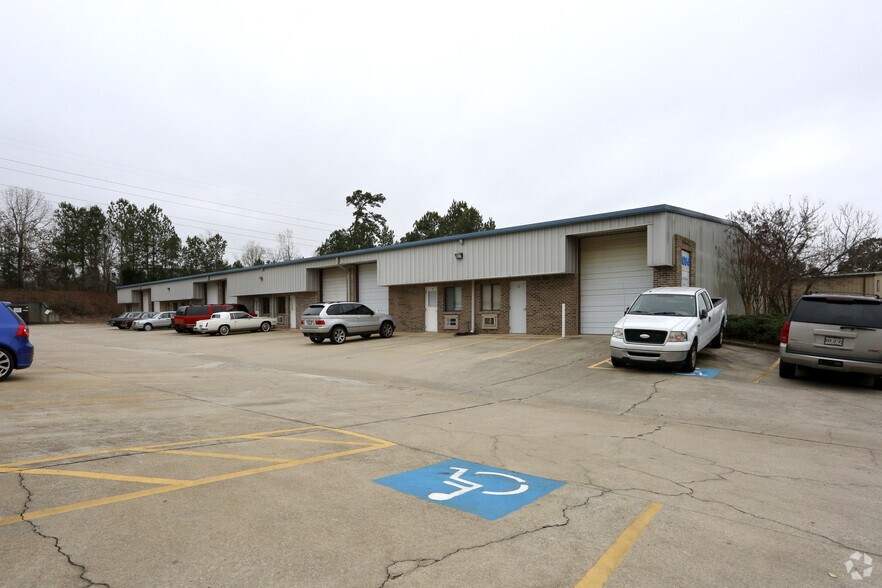 Primary Photo Of 4064 Nine McFarland Dr, Alpharetta Flex For Lease