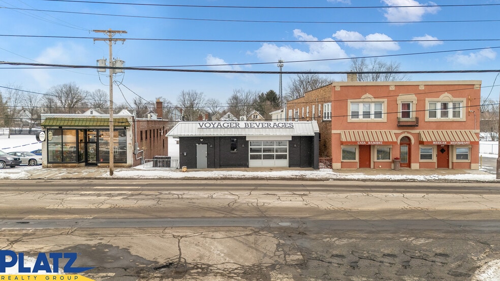 More Photos Of 1586 Mahoning Ave, Youngstown Storefront For Lease