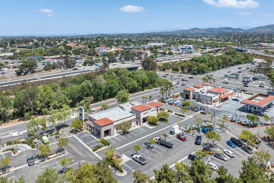 More Photos Of 640 Hacienda Dr, Vista Storefront For Sale