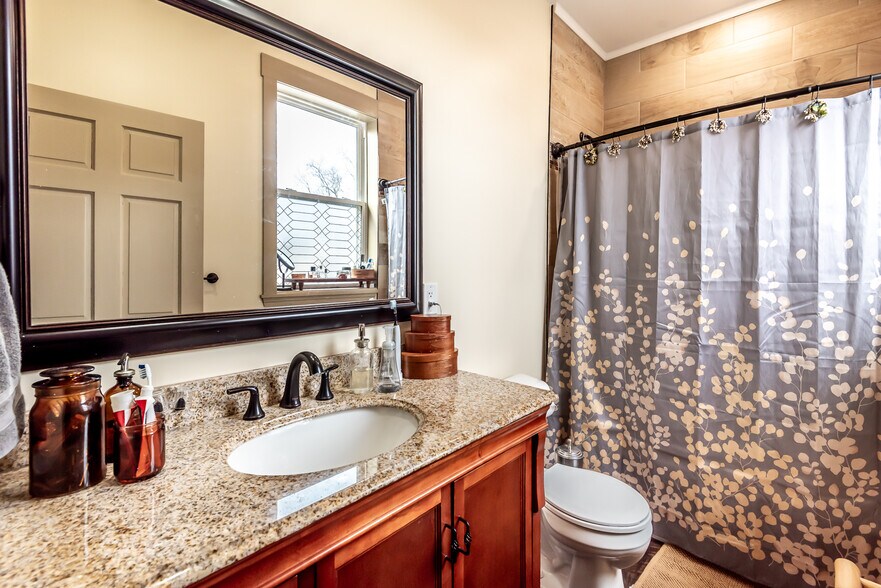 More Photos Of 320 N Mechanic St, Lebanon Multifamily For Sale