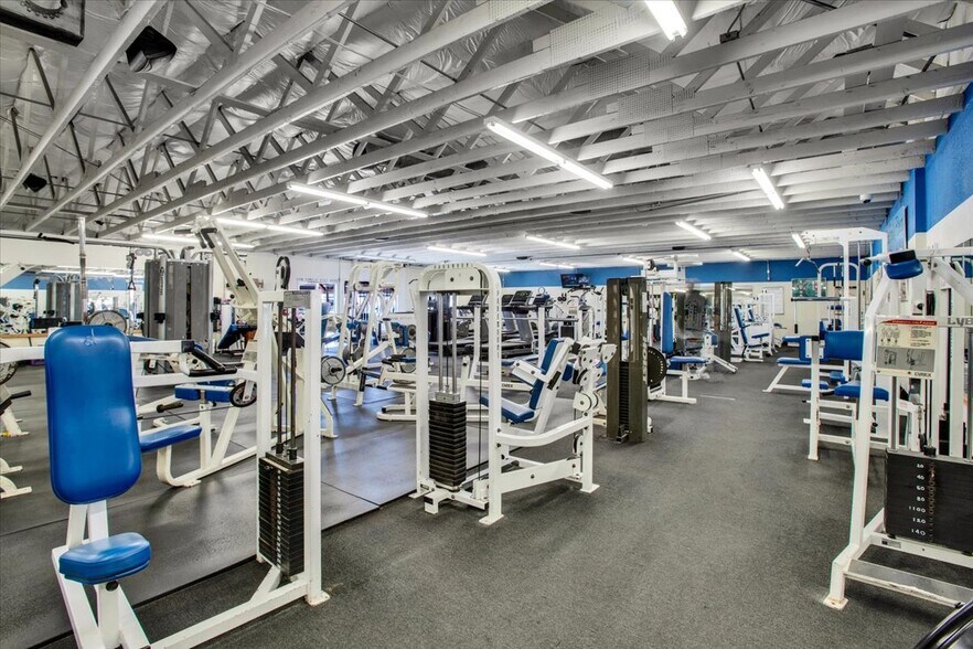 More Photos Of 73782 Two Mile Rd, Twentynine Palms Health Club For Sale