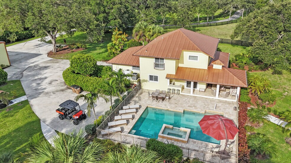 More Photos Of 21531 N River Rd, Alva Specialty For Sale