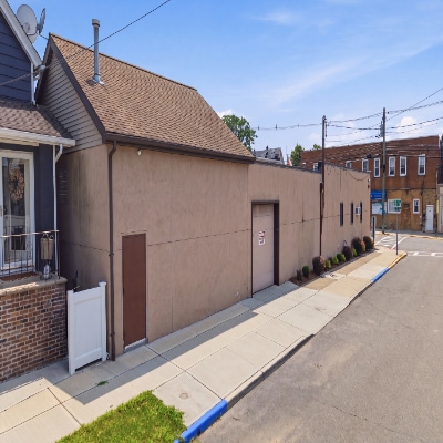 More Photos Of 521 Valley Brook Ave, Lyndhurst Office For Sale
