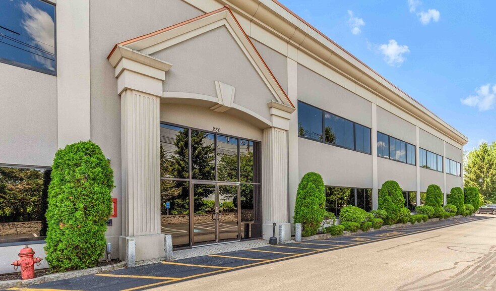 More Photos Of 230 North St, Danvers Medical For Lease