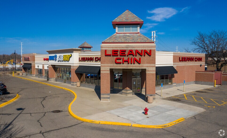 More Photos Of 3245 County Highway 10, Minneapolis Unknown For Lease