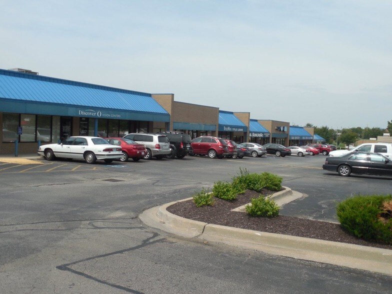 More Photos Of 1501-1715 SW 7 Hwy, Blue Springs Unknown For Lease