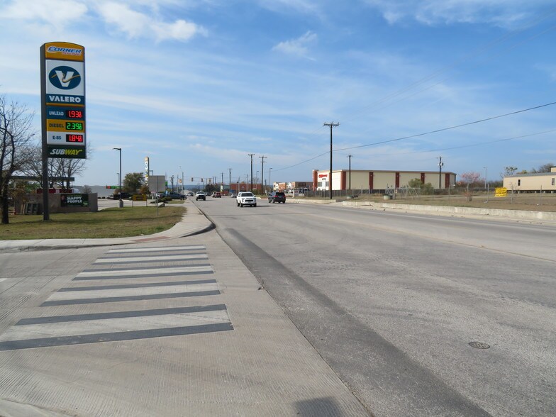 More Photos Of 11378 Shaenfield Rd, San Antonio Land For Sale
