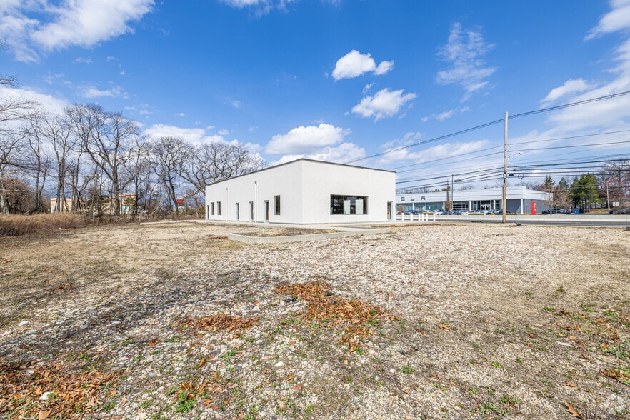 More Photos Of 252 State Route 35 S, Eatontown Freestanding For Sale