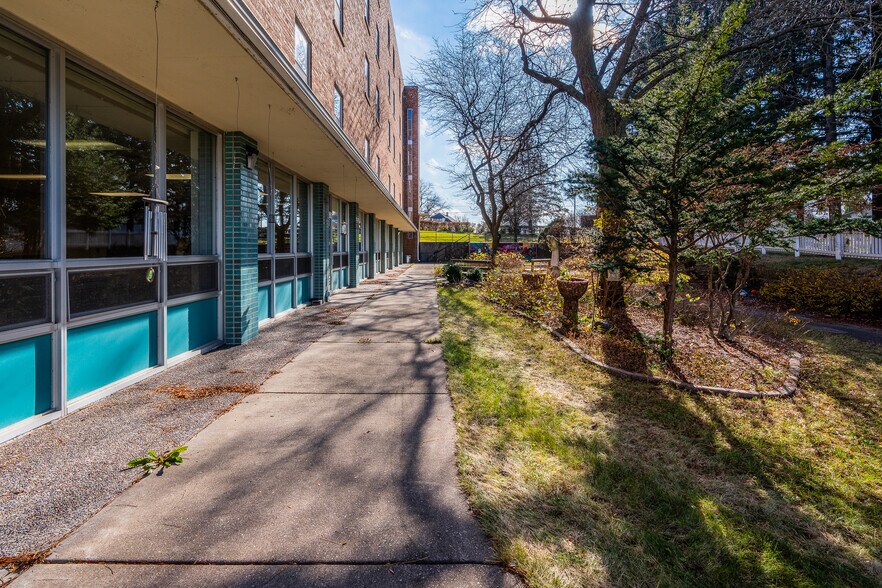 More Photos Of W2658 WI-33, La Crosse Assisted Living For Sale