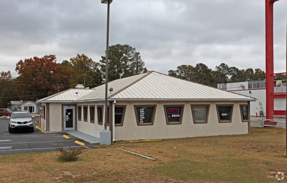 Primary Photo Of 1719 Gordon Hwy, Augusta Restaurant For Sale