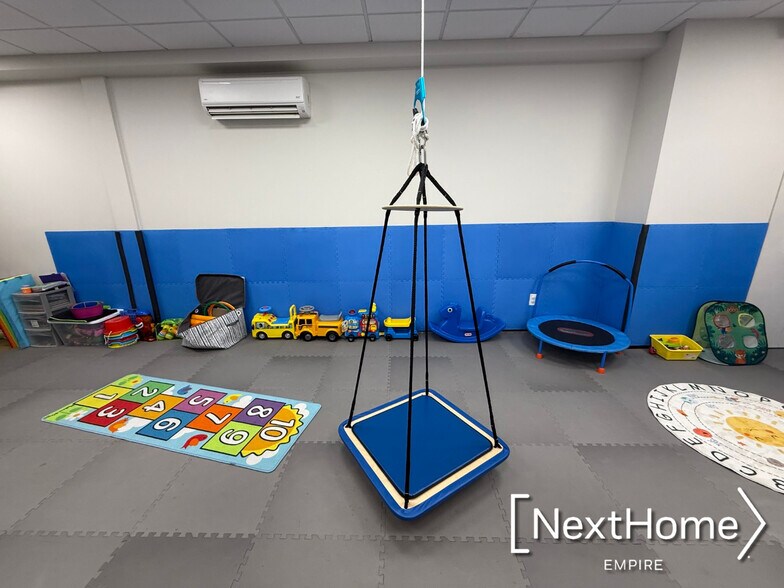 More Photos Of 805 36th Ave, Long Island City Multifamily For Sale