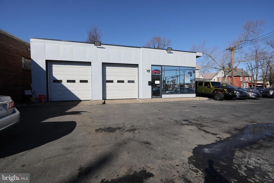 More Photos Of 201 Saint Mihiel Dr, Delran Auto Dealership For Sale