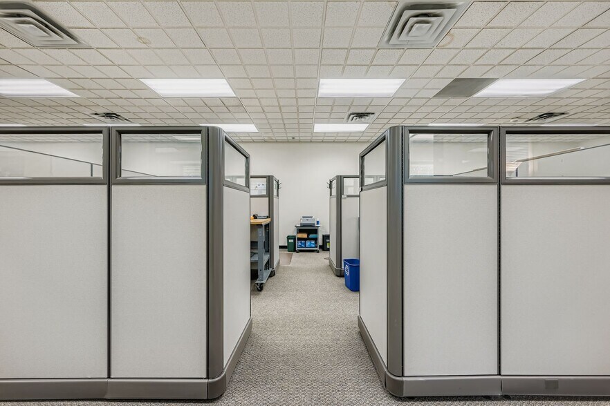 More Photos Of 12577 E Caley Ave, Englewood Office For Sale